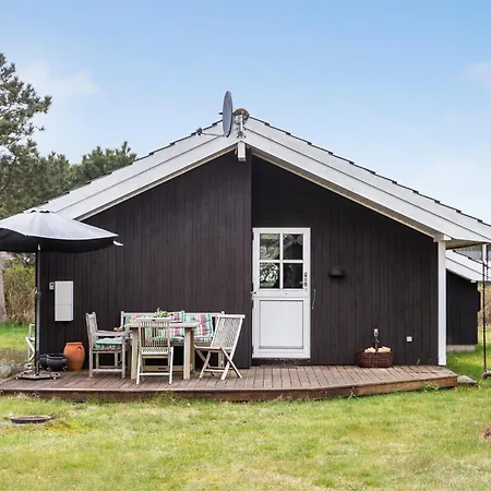 2 Bedroom Pet Friendly In